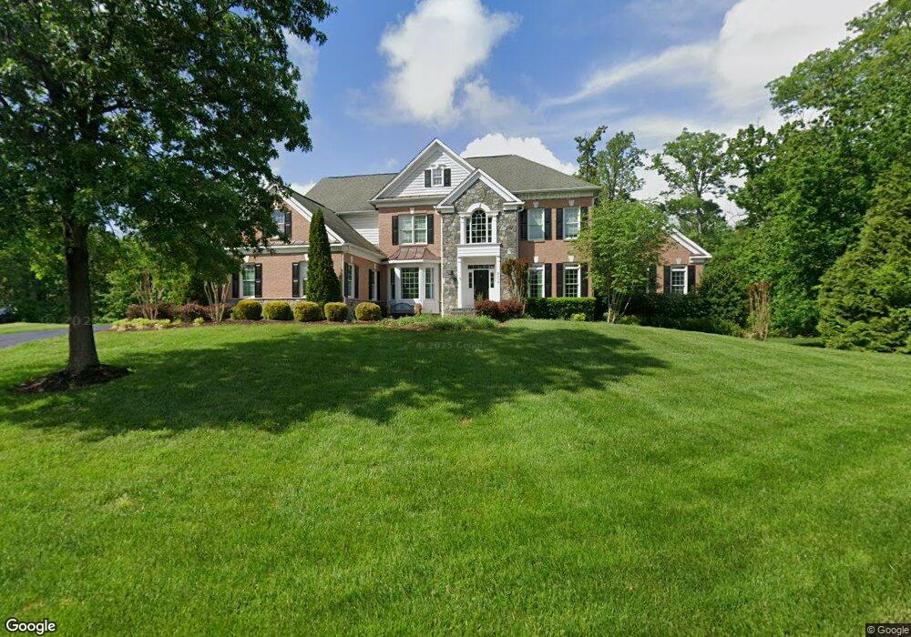 9034 Swans Creek Way, Lorton, VA 22079 - photo 1