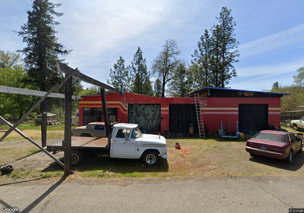 8666 E Evans Creek Rd, Rogue River, OR 97537 - photo 1