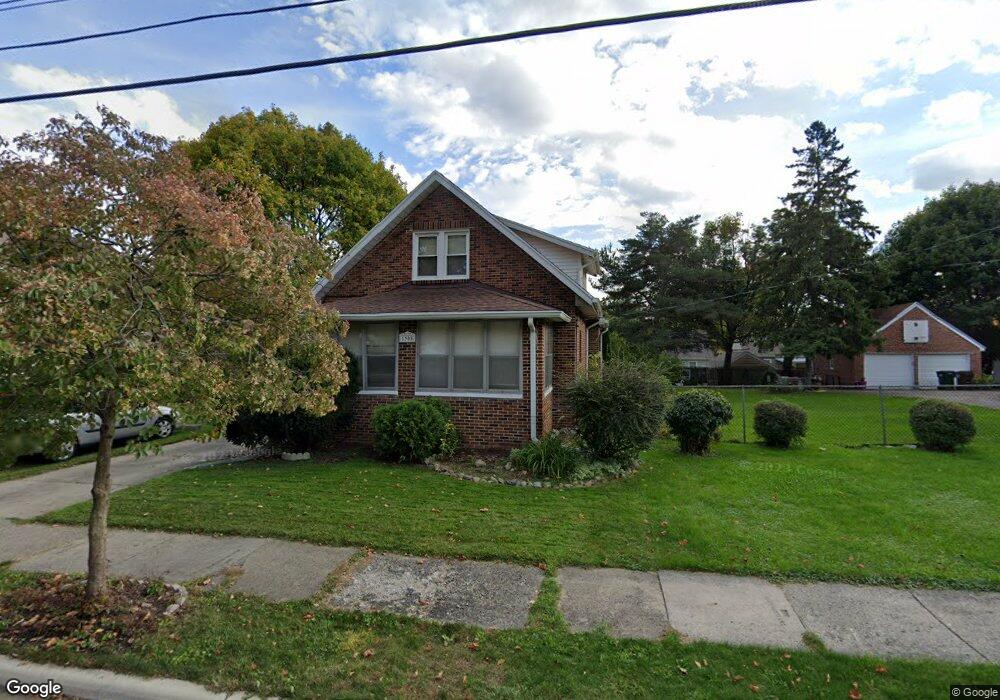 1305 Berten St, Lansing, MI 48910 - photo 1