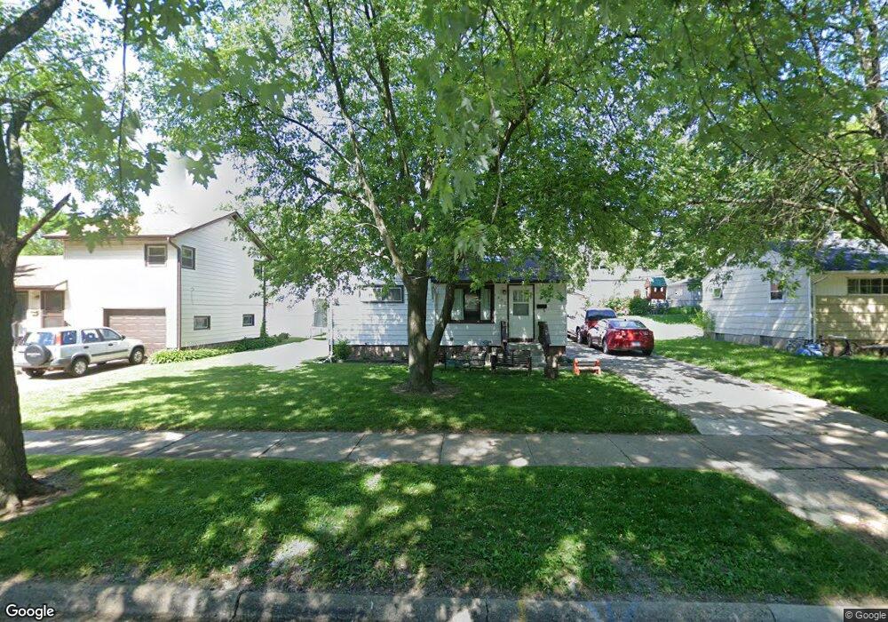 1902 Chippewa Rd, Waukegan, IL 60087 - photo 1