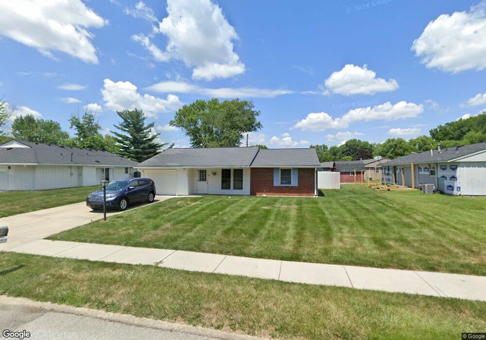 1104 Kirkwood Dr, Plainfield, IN 46168 - photo 1