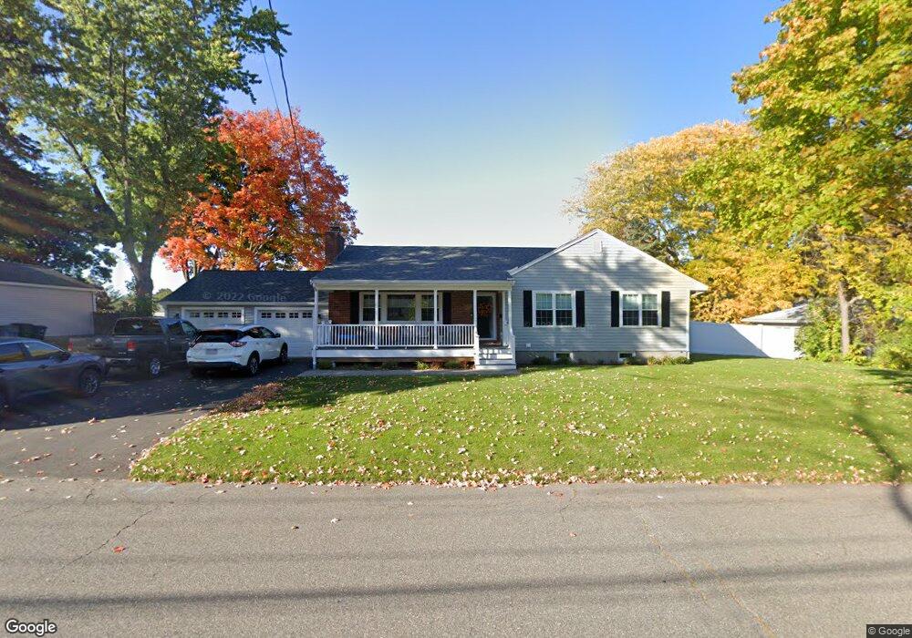 8 Greenview Rd, Stoneham, MA 02180 - photo 1