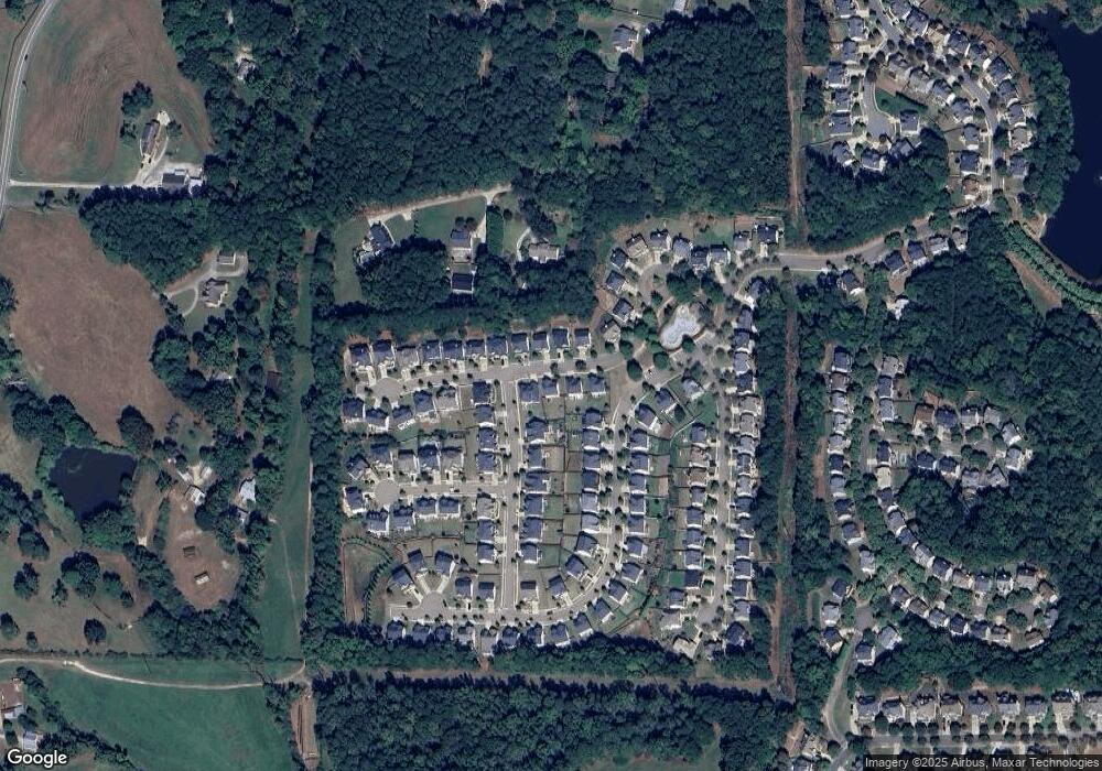 121 Edinburgh Dr, Canton, GA 30115 - photo 1