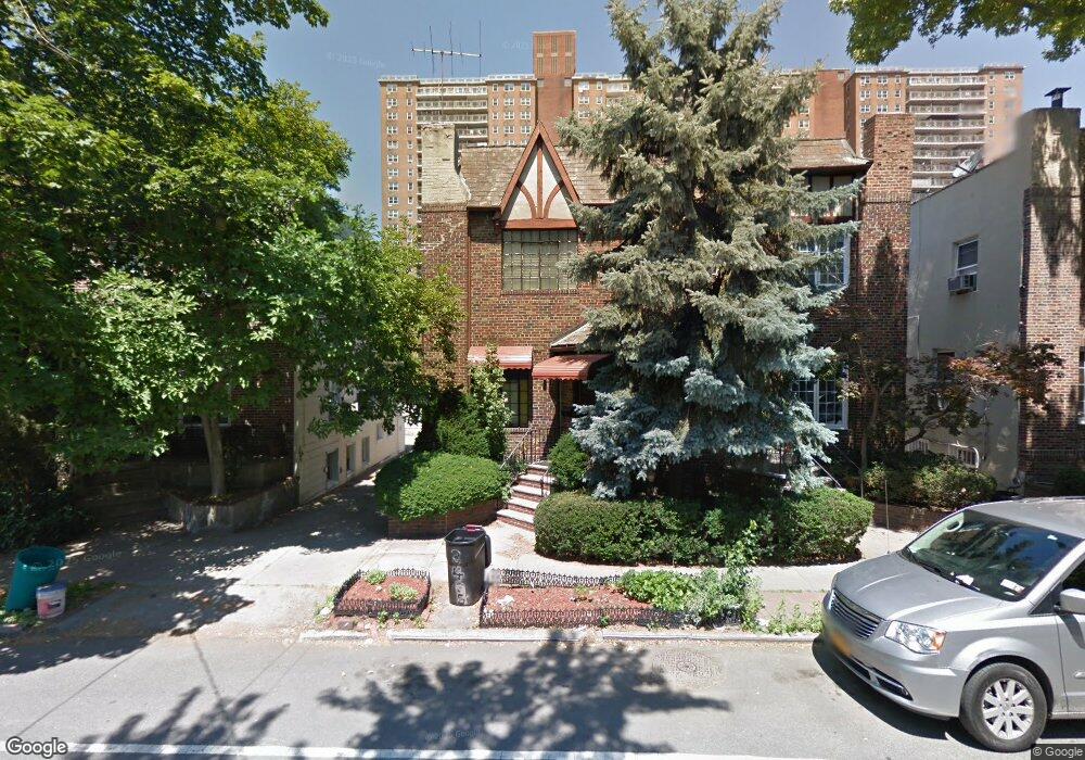 3405 Tibbett Ave, Bronx, NY 10463 - photo 1