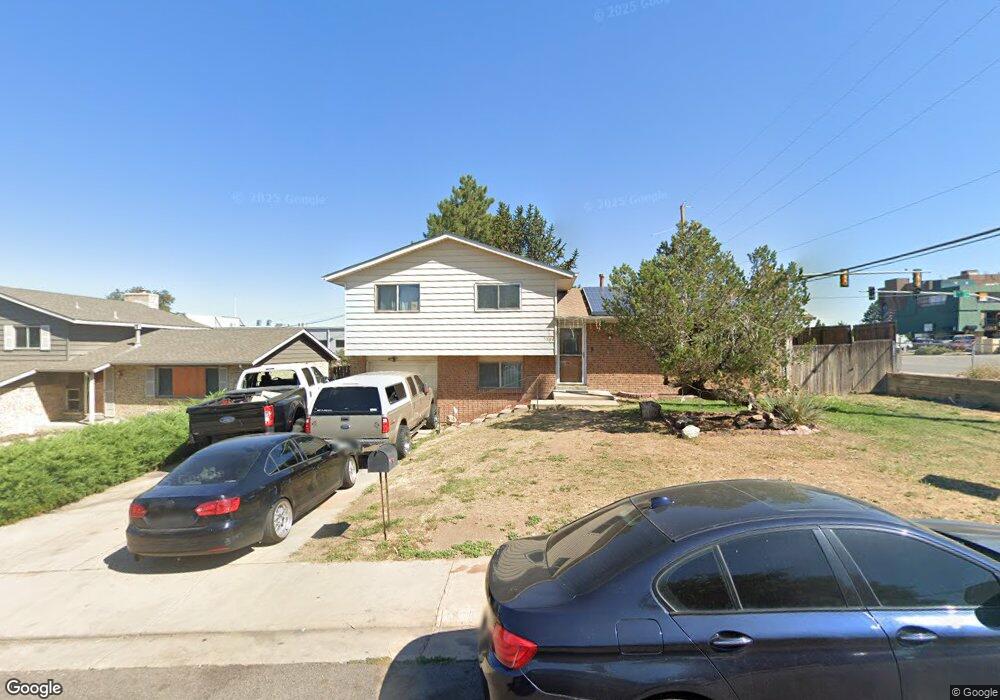 1391 Chambers Rd, Aurora, CO 80011 - photo 1