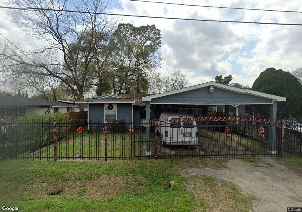 222 Burress St, Houston, TX 77022 - photo 1