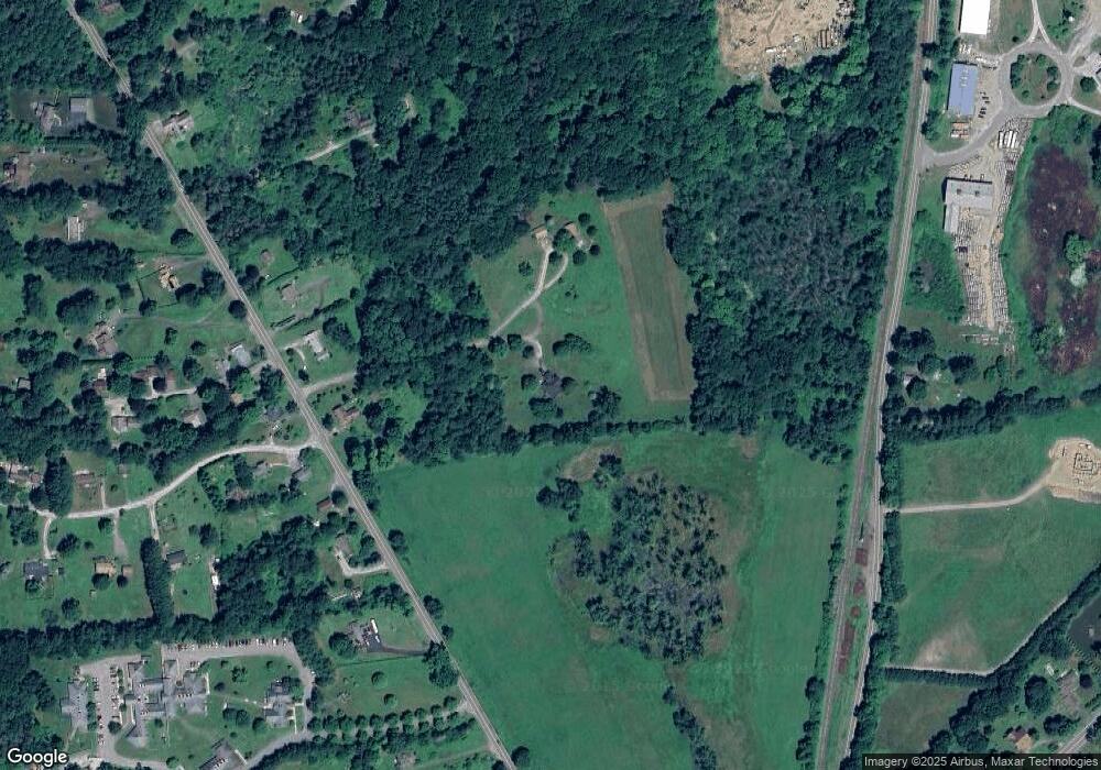 6 Lucky Ln, Great Barrington, MA 01230 - photo 1