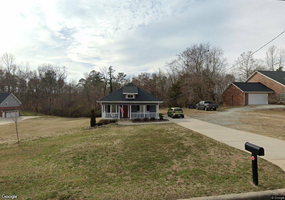 540 Oakdale Rd, Jamestown, NC 27282 - photo 1