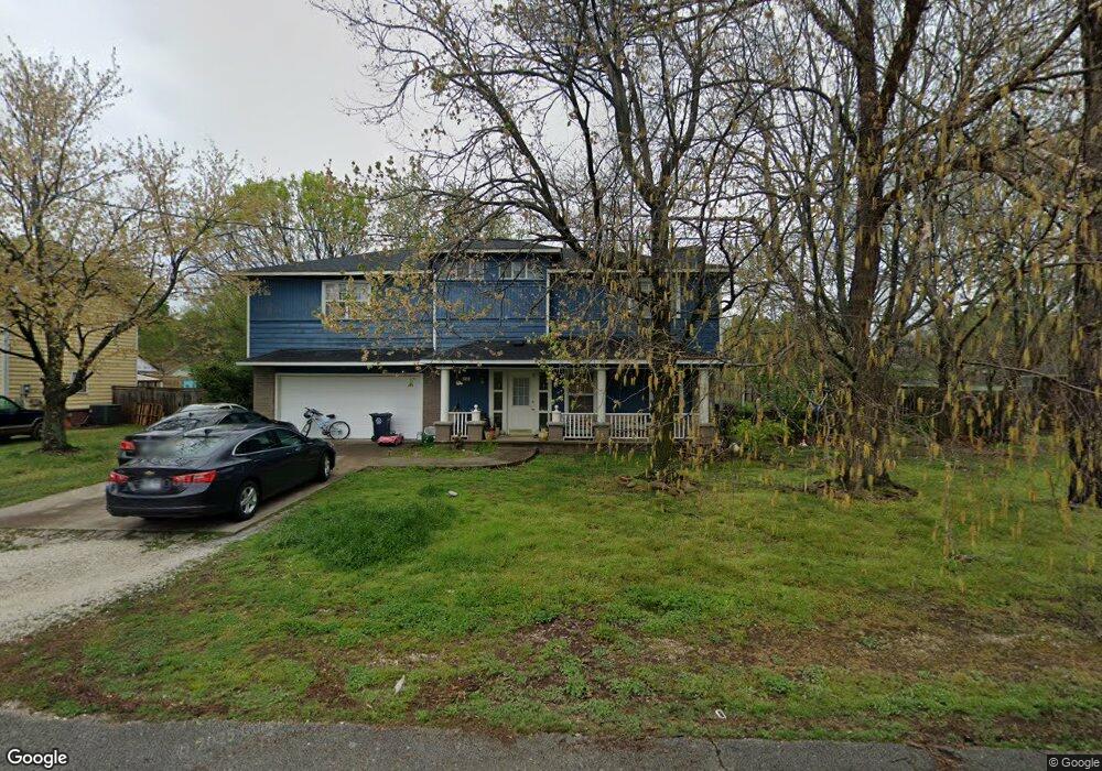 712 E Buchanan St, Prairie Grove, AR 72753 - photo 1