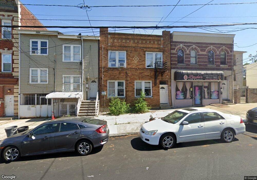 57 Davenport Ave unit 2, Newark, NJ 07107 - photo 1