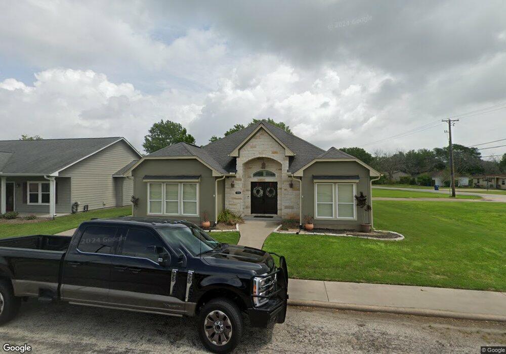 1215 Nichols Ave, Bay City, TX 77414 - photo 1