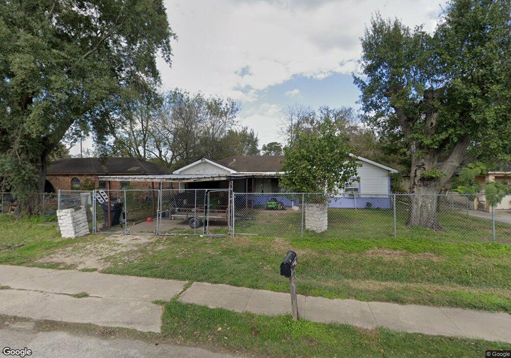 6913 Peyton St, Houston, TX 77028 - photo 1