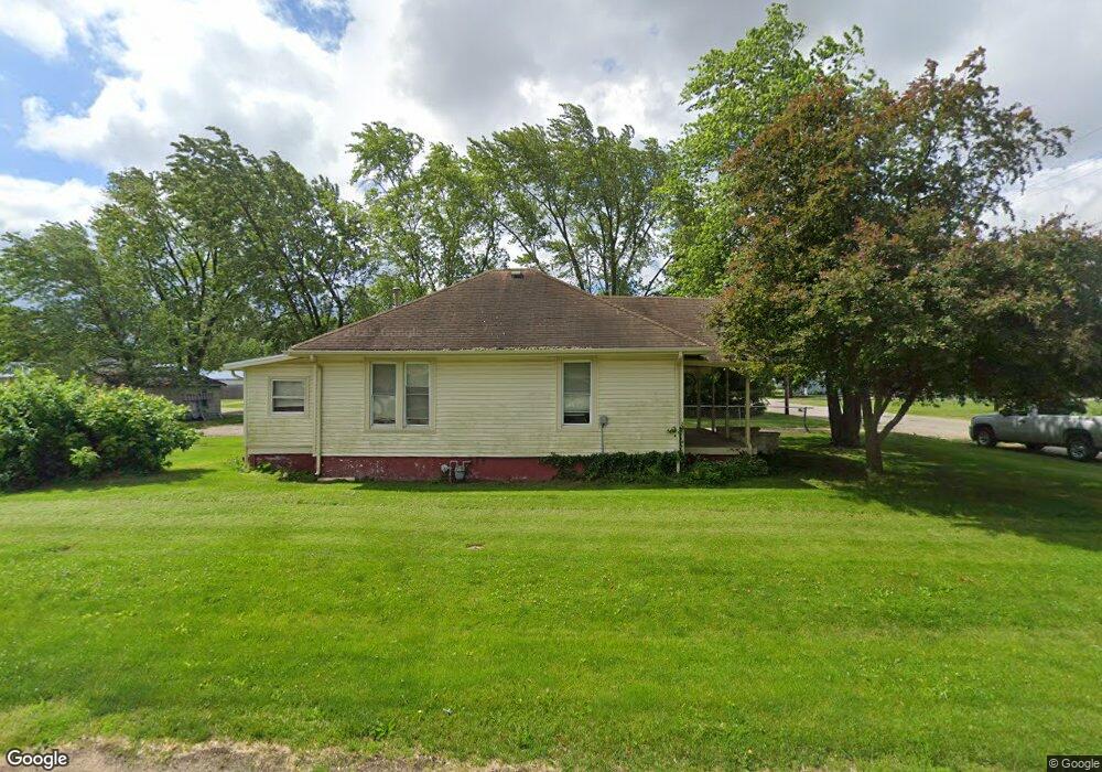 1320 N 11th St, Mattoon, IL 61938 - photo 1