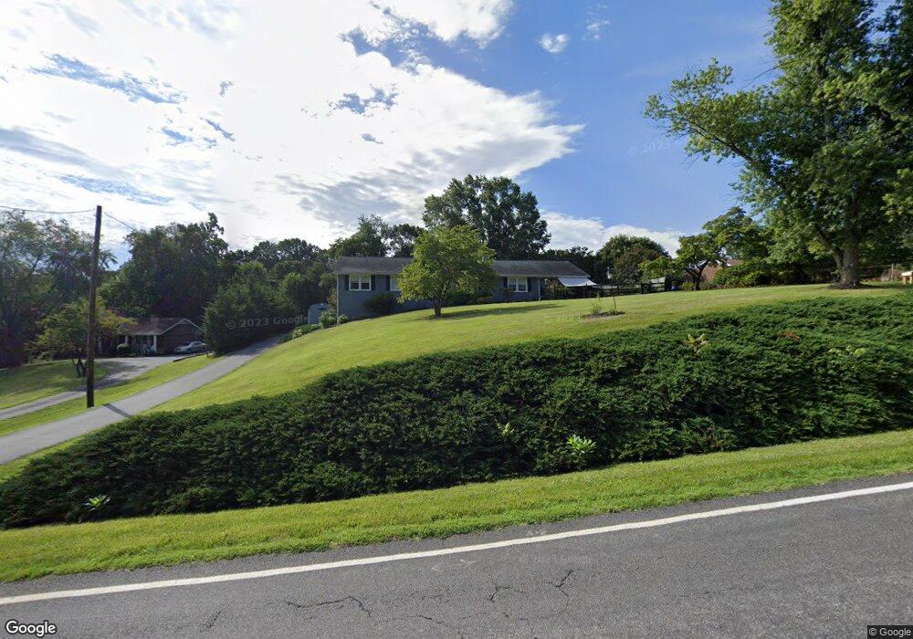 2504 Huntington Rd, Charlottesville, VA 22901 - photo 1