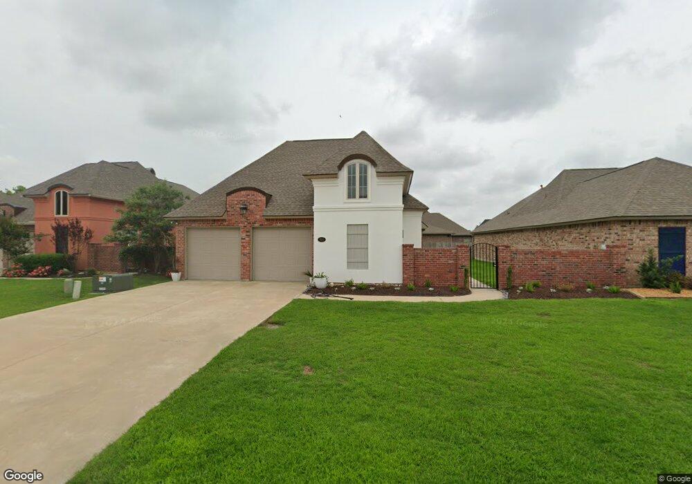 913 Middlebrook Cir, Lake Charles, LA 70605 - photo 1