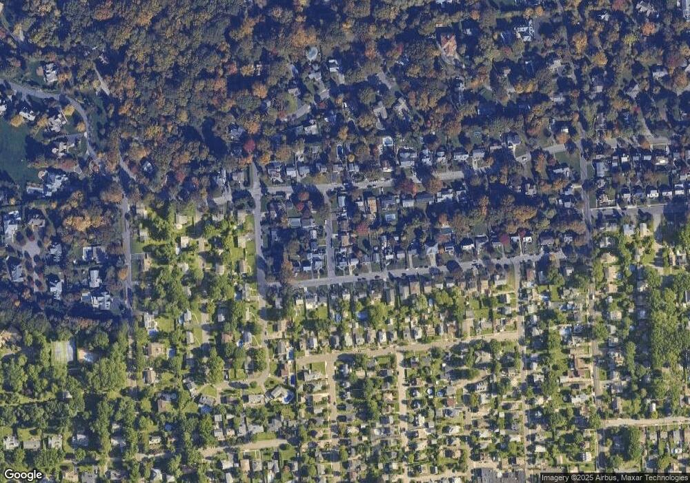 2 Westfield Place, Glen Cove, NY 11542 - photo 1