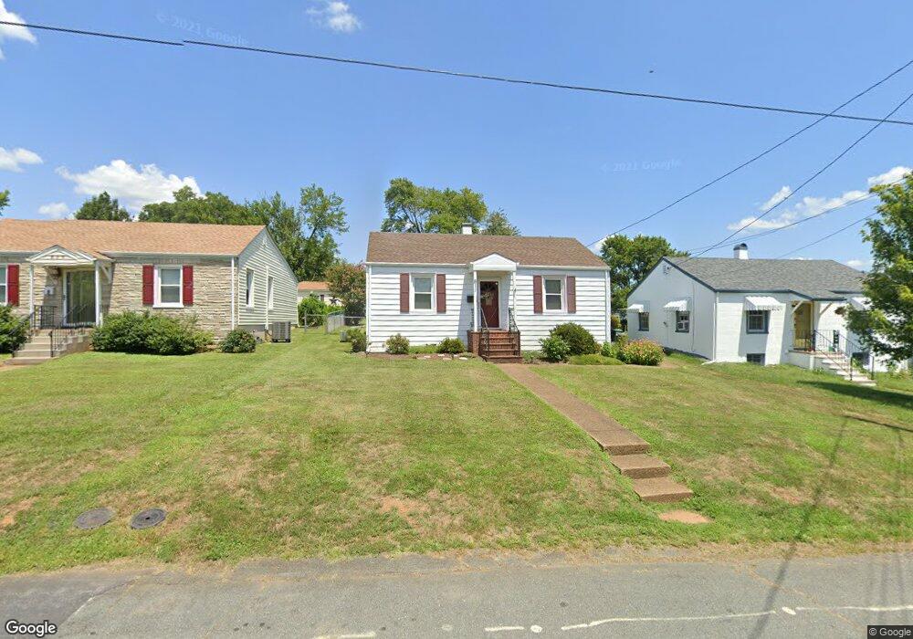 811 Stonehenge Ave, Charlottesville, VA 22902 - photo 1