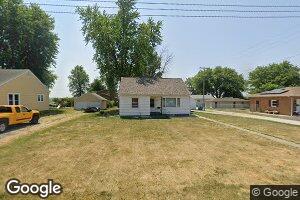 204 E Lincoln St, New Holland, IL 62671