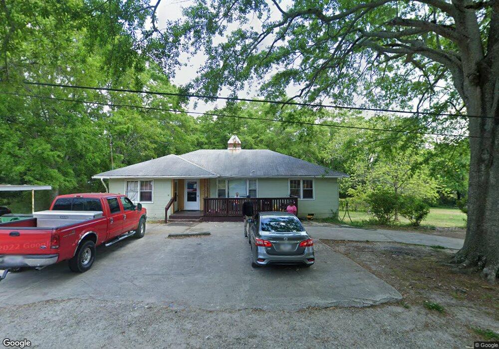 92 E Wright St, Winder, GA 30680 - photo 1