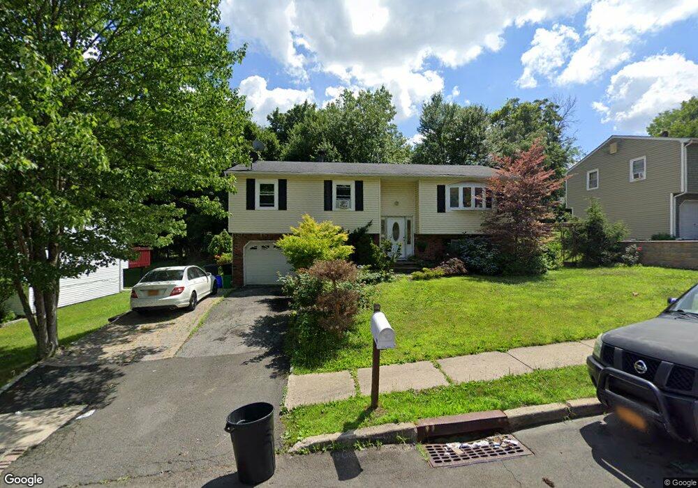 60 Springbrook Rd, Nanuet, NY 10954 - photo 1