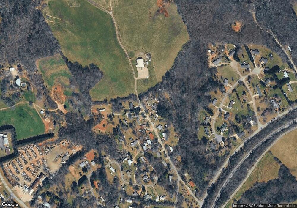 416 Wright St, Alto, GA 30510 - photo 1