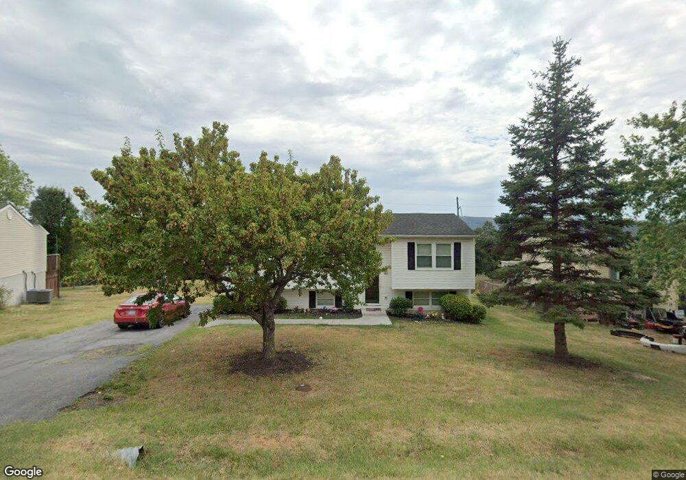 218 Little Sorrel Dr, Strasburg, VA 22657 - photo 1