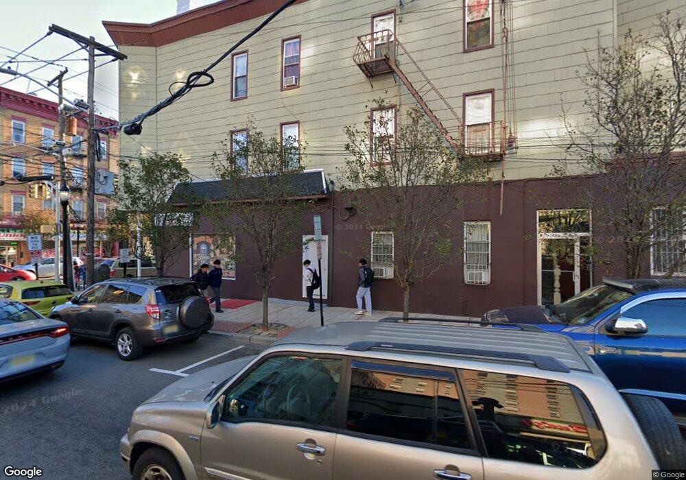 2116 Summit Ave, Union City, NJ 07087 - photo 1