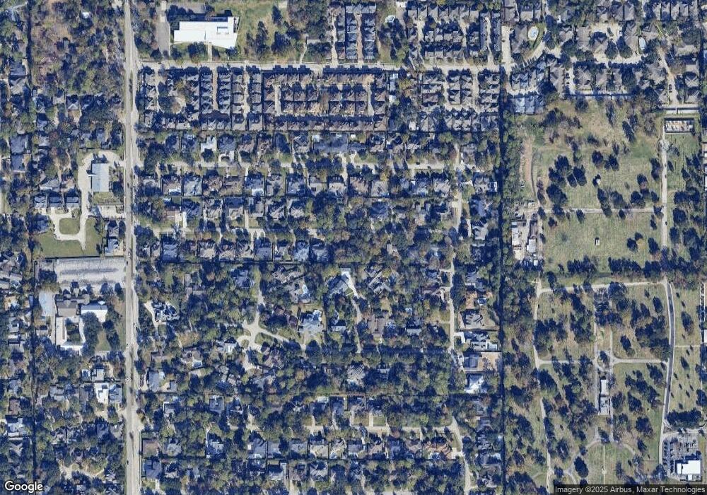 7617 Wedgewood Ln, Houston, TX 77055 - photo 1