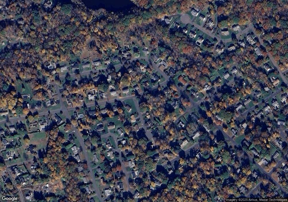 60 Pilgrim Ln, Naugatuck, CT 06770 - photo 1