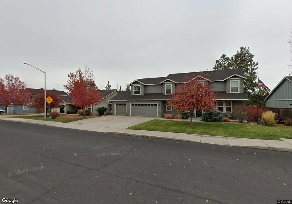 1016 SW Rimrock Way, Redmond, OR 97756 - photo 1