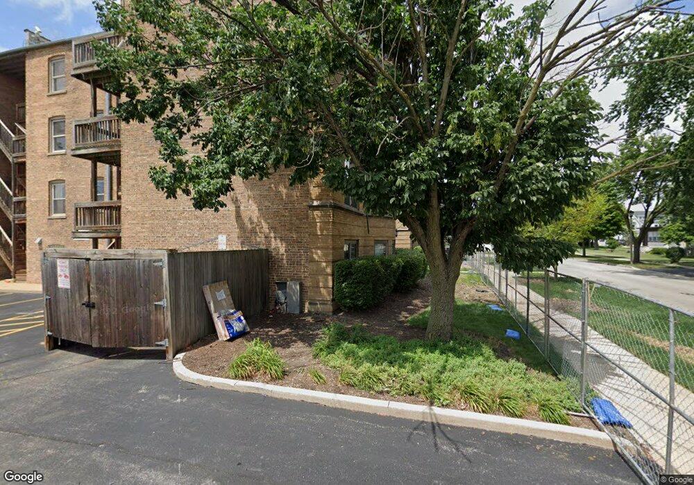 130 N Haven Rd unit 2W, Elmhurst, IL 60126 - photo 1