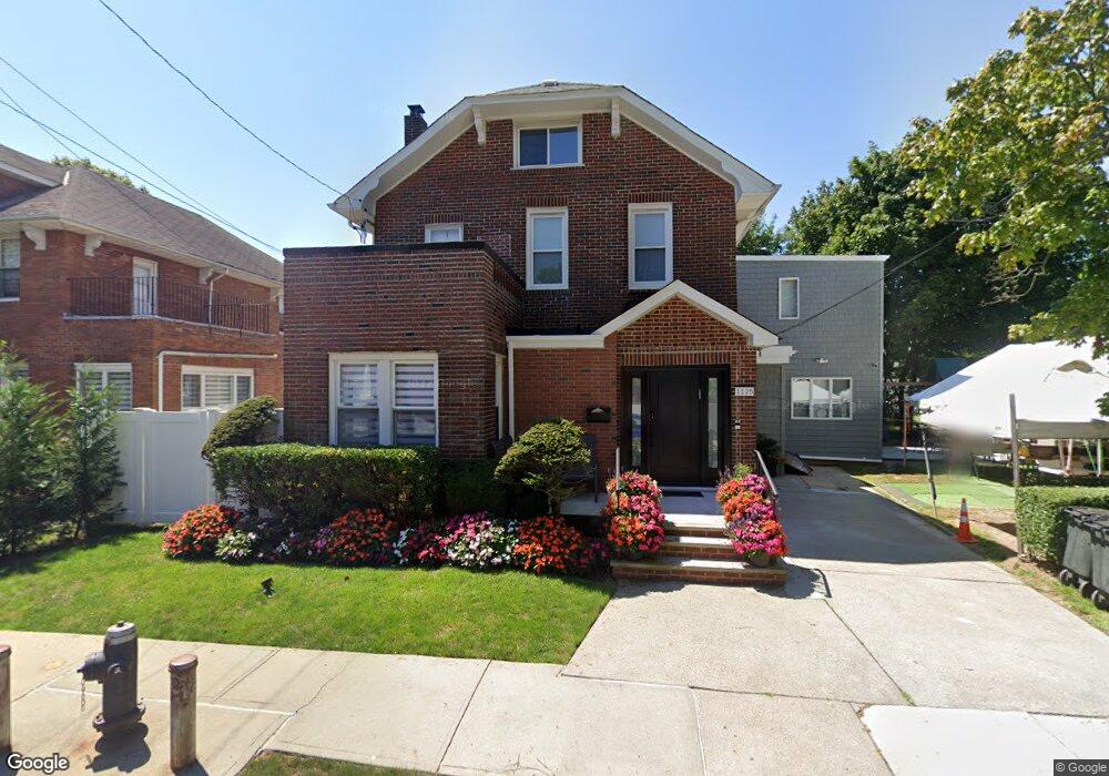 1125 Harris Ave, Far Rockaway, NY 11691 - photo 1
