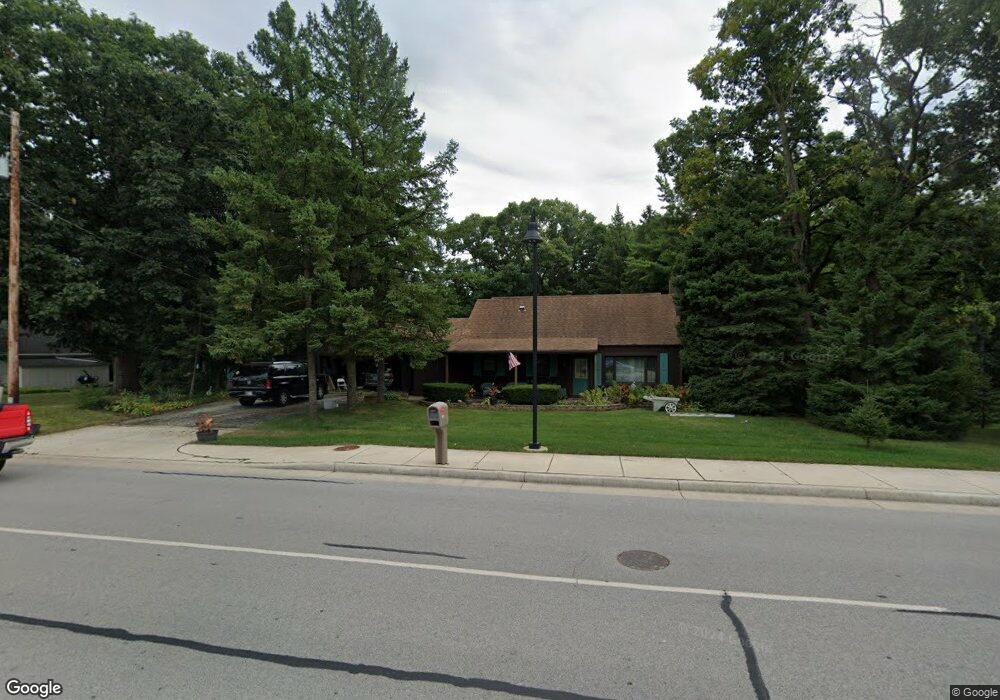 691 E Burrell Dr, Crown Point, IN 46307 - photo 1