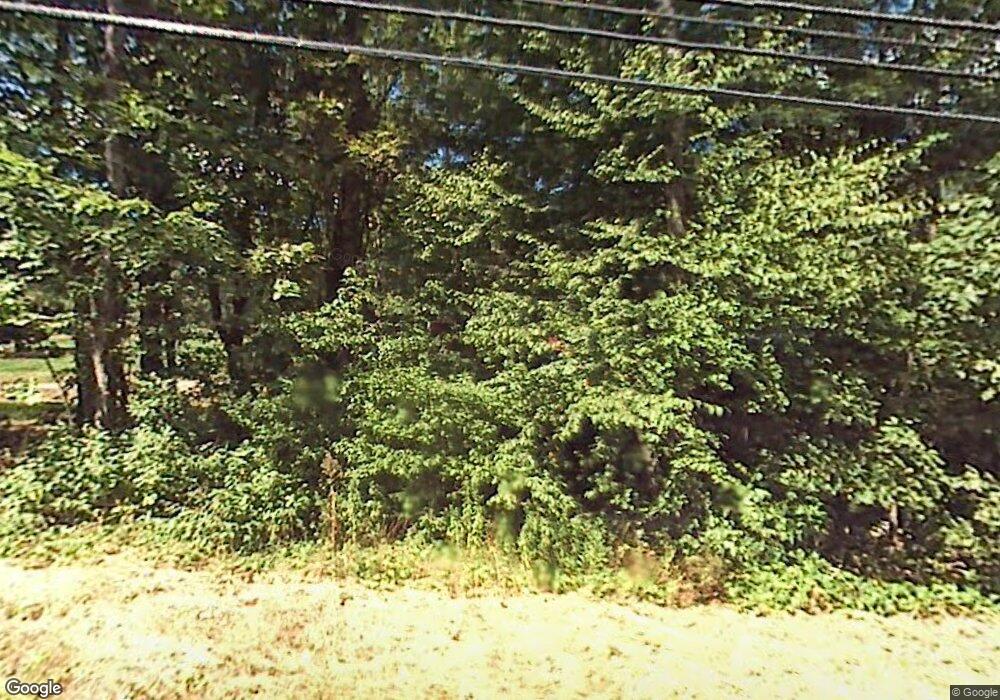 184 Emerson Ave, Hampstead, NH 03841 - photo 1