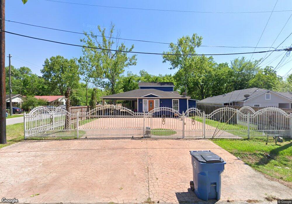 5118 Collins Rd, Houston, TX 77093 - photo 1