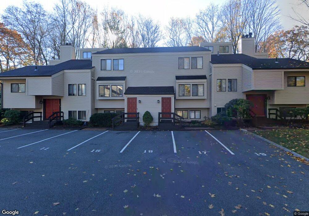 17 Brooks Ln, Brookfield, CT 06804 - photo 1