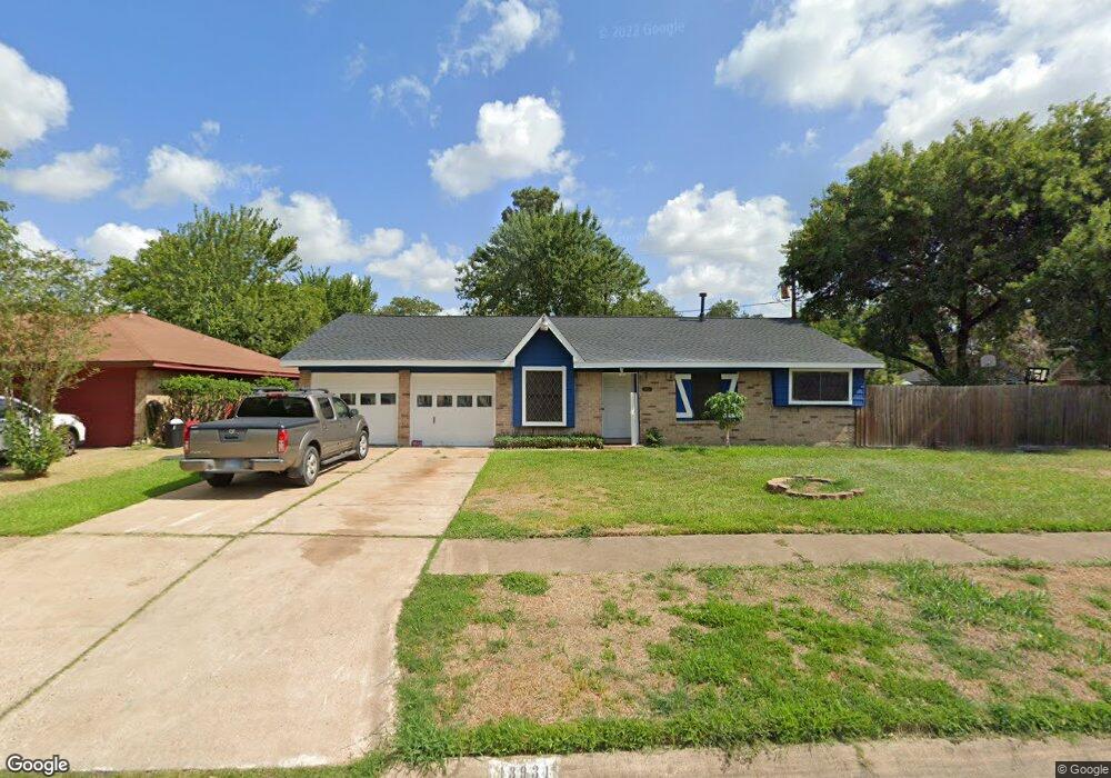 13931 Oak Leaf Ln, Houston, TX 77015 - photo 1