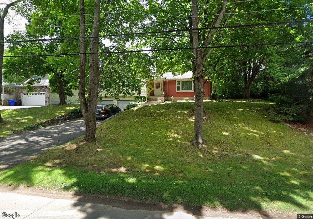 57 Kirkwood Rd, West Hartford, CT 06117 - photo 1