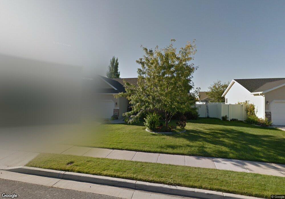 260 E 1525 N, Layton, UT 84041 - photo 1