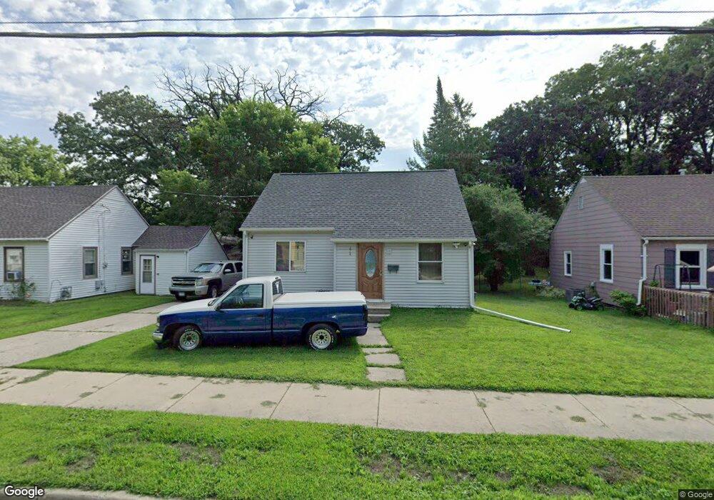 614 Ulstad Ave, Albert Lea, MN 56007 - photo 1