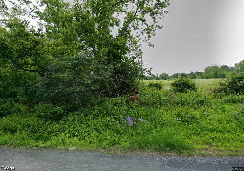 6484 Tollgate Rd, Upper Milford, PA 18092 - photo 1