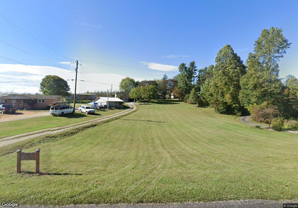 1371 Jackson Loop Rd, Flat Rock, NC 28731 - photo 1