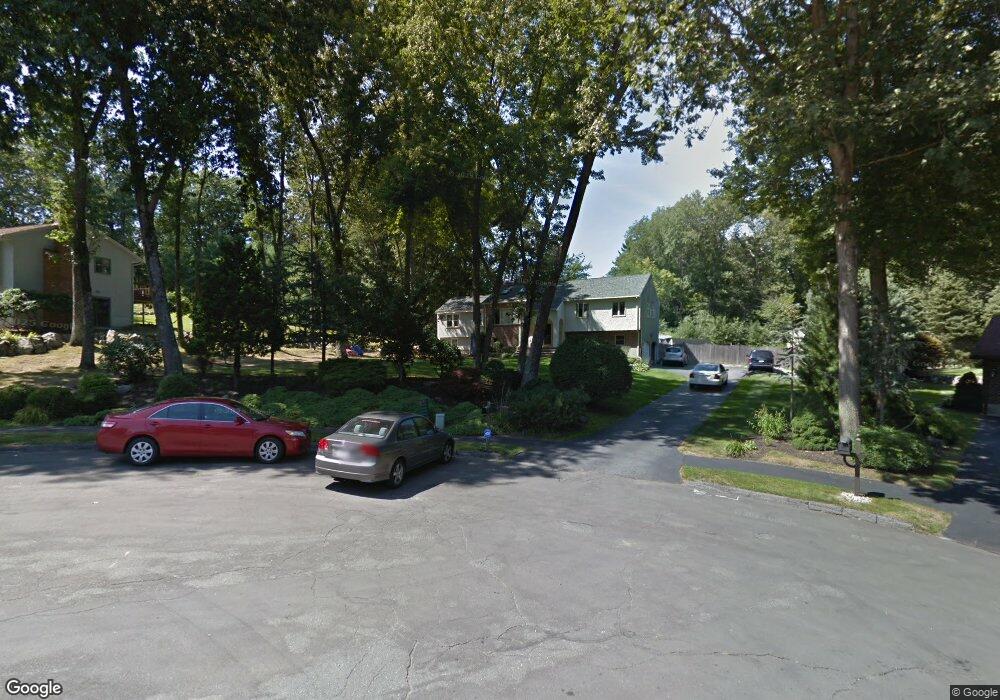 4 Rust Ln, North Reading, MA 01864 - photo 1