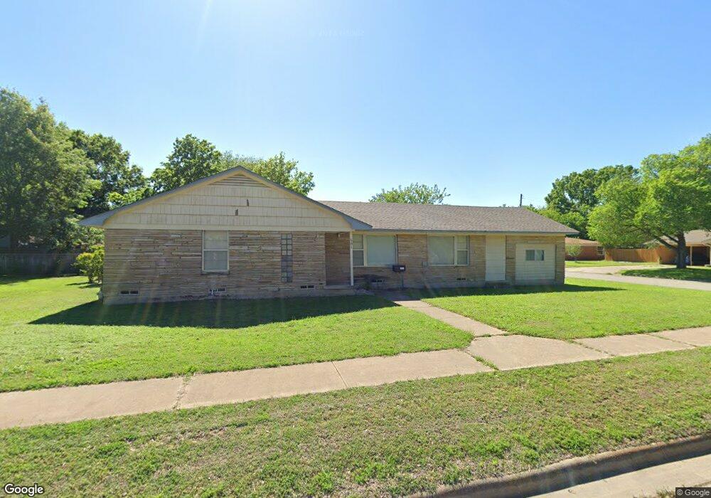 501 Line Dr, Gainesville, TX 76240 - photo 1