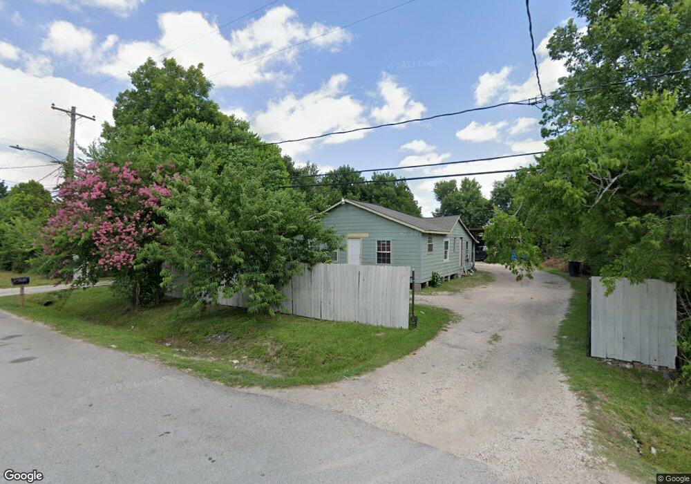 2611 Pine Tree Dr, Houston, TX 77093 - photo 1