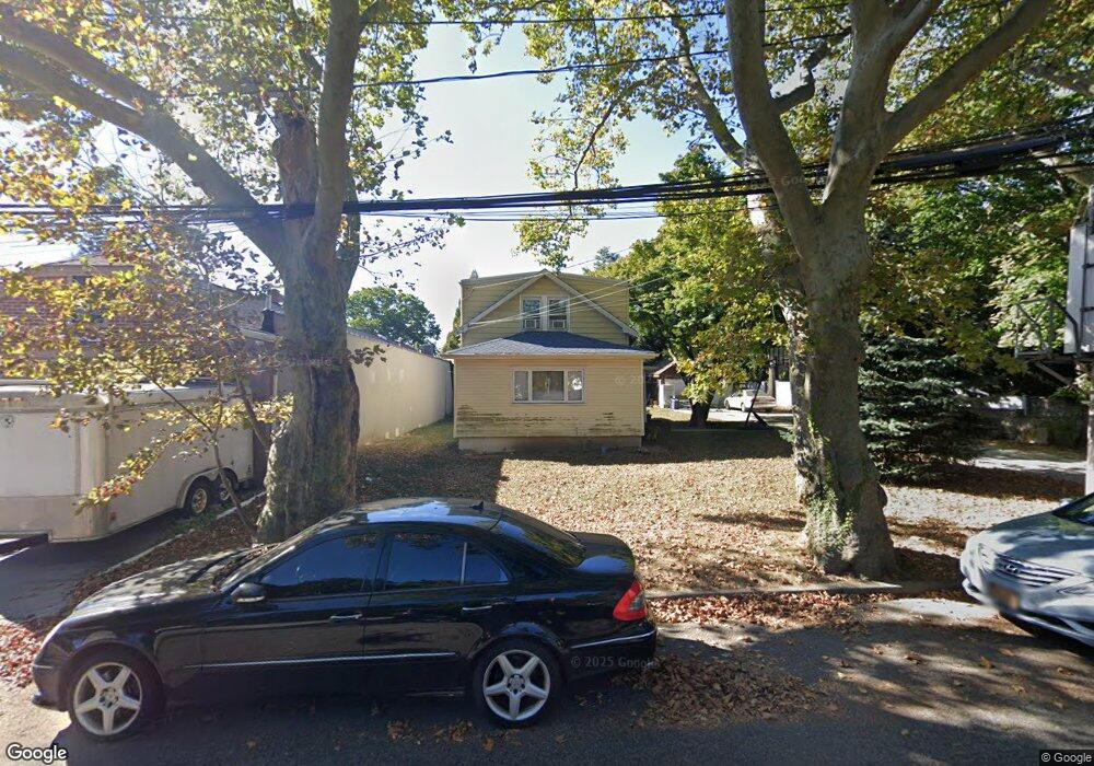 328 Locust St, West Hempstead, NY 11552 - photo 1