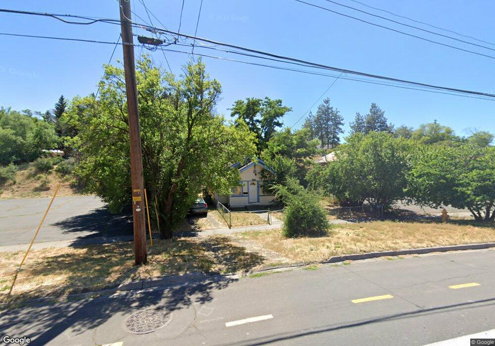 1946 Oregon Ave, Klamath Falls, OR 97601 - photo 1