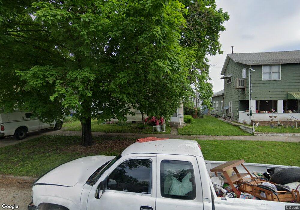 1504 Shelby Ave, Mattoon, IL 61938 - photo 1