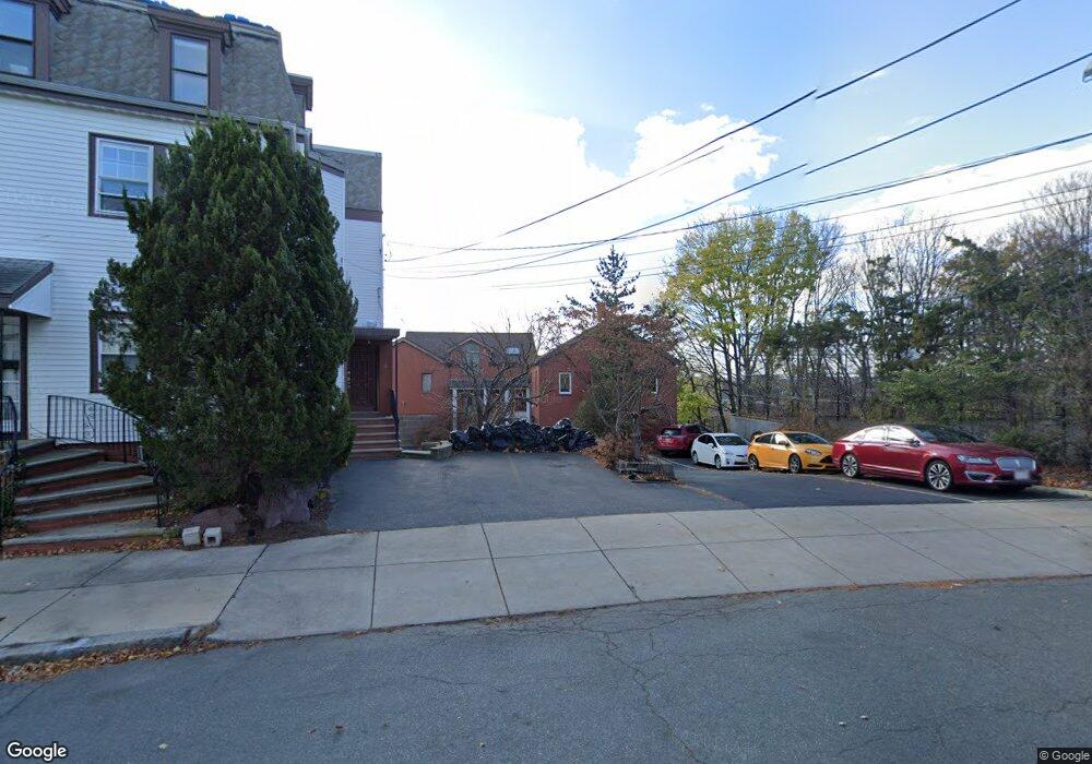 38 Munroe St, Somerville, MA 02143 - photo 1