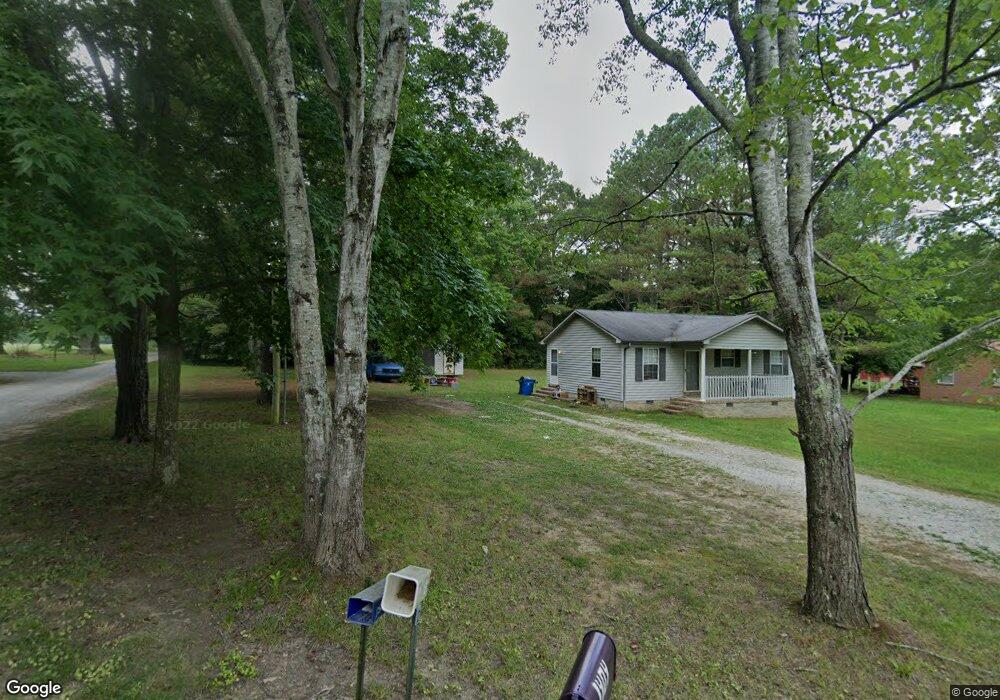 1404 Oakdale St, Manchester, TN 37355 - photo 1